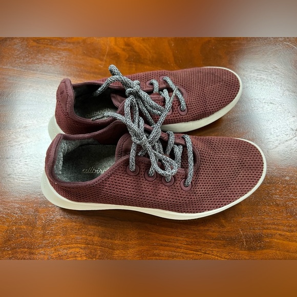 Allbirds Women’s Tree Runner Shoes - Picture 2 of 10
